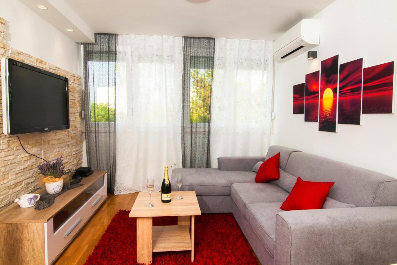 Apartment Zoi Split Exterior photo